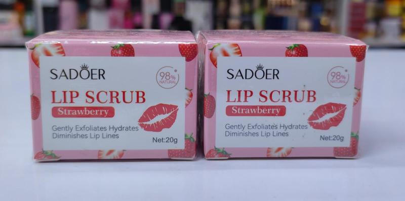 Sadoer lip scrub
